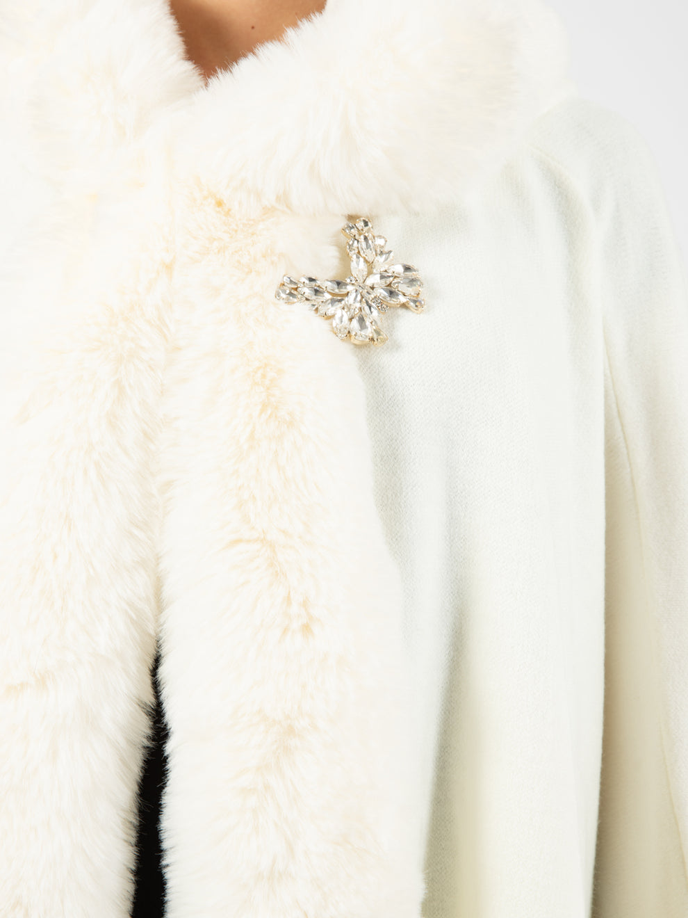 Cappa faux fur gesso