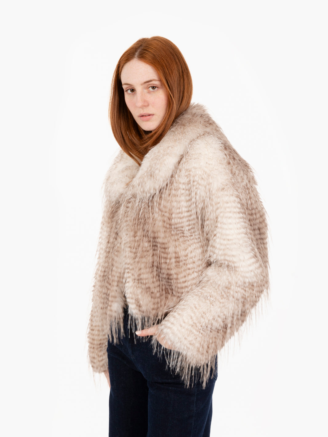 Giacca boxy in faux fur beige