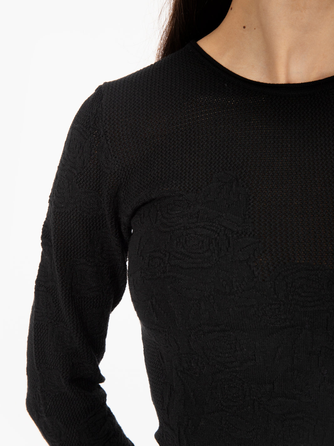 Mesh effect and black roses sweater