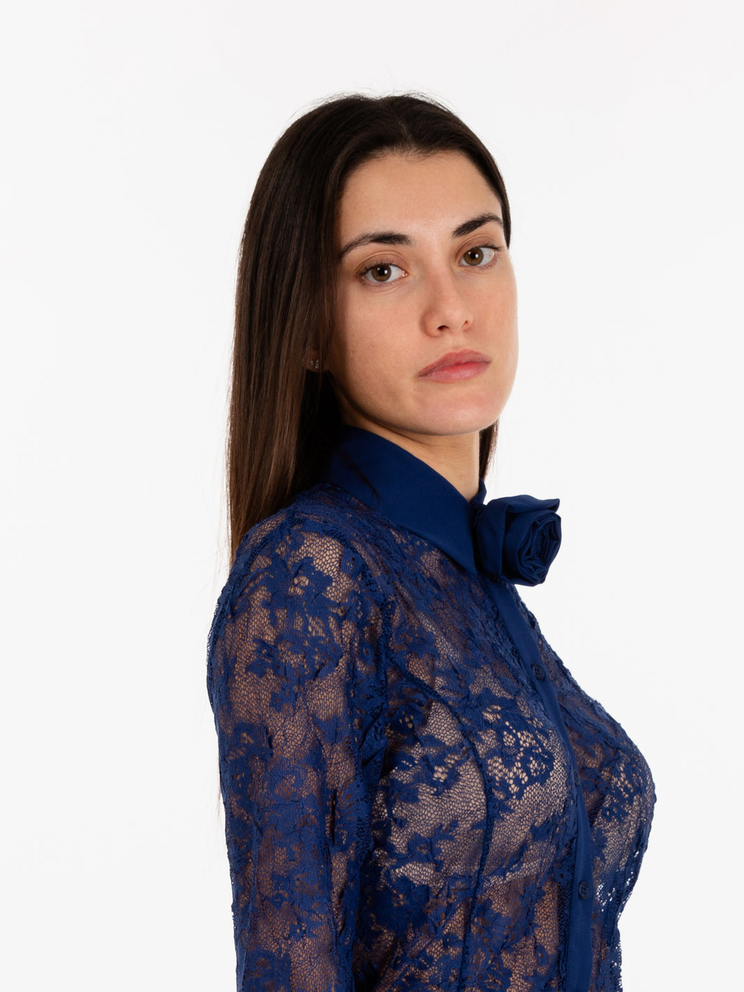 Lace shirt with ink blue pendant