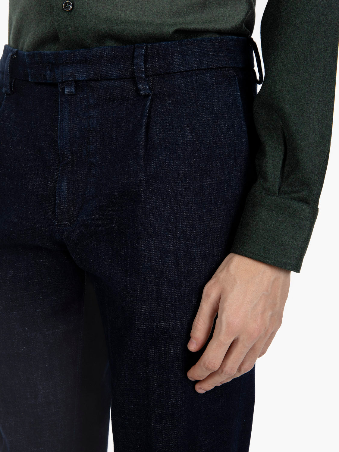 BG21D navy trousers