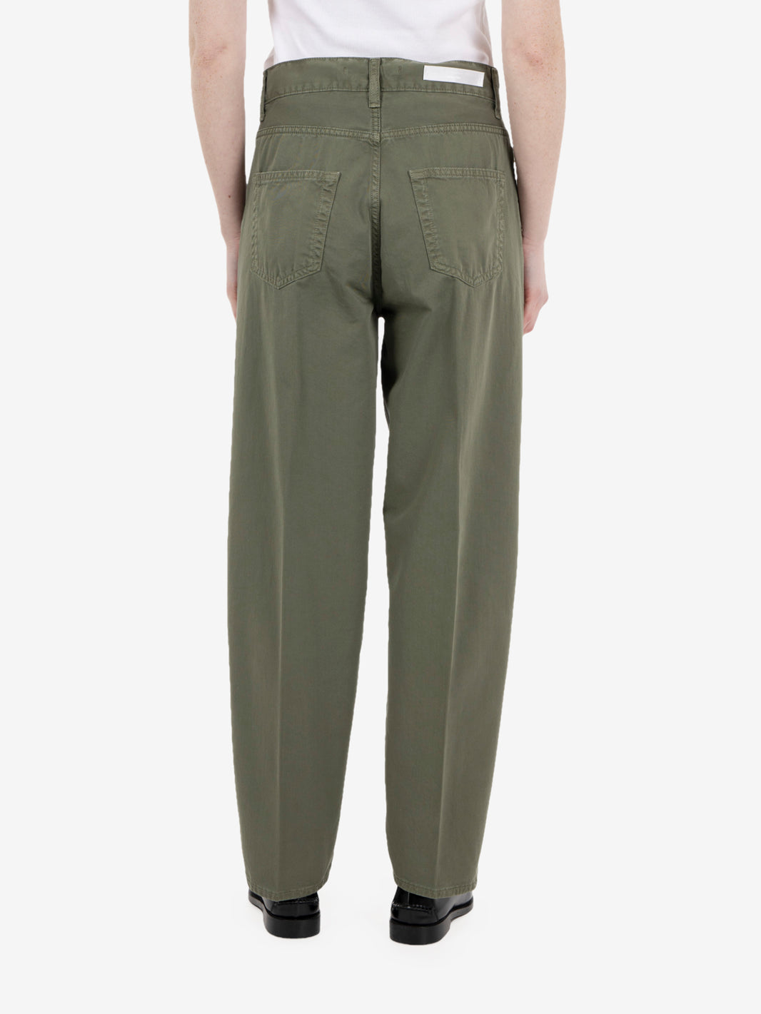 Pantaloni carrot fit verde