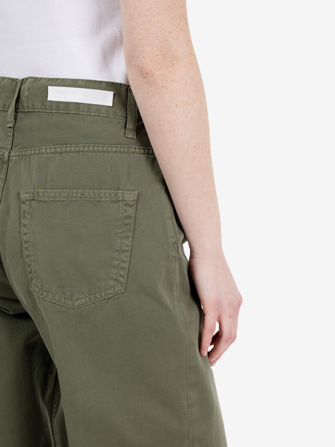 Green carrot fit trousers