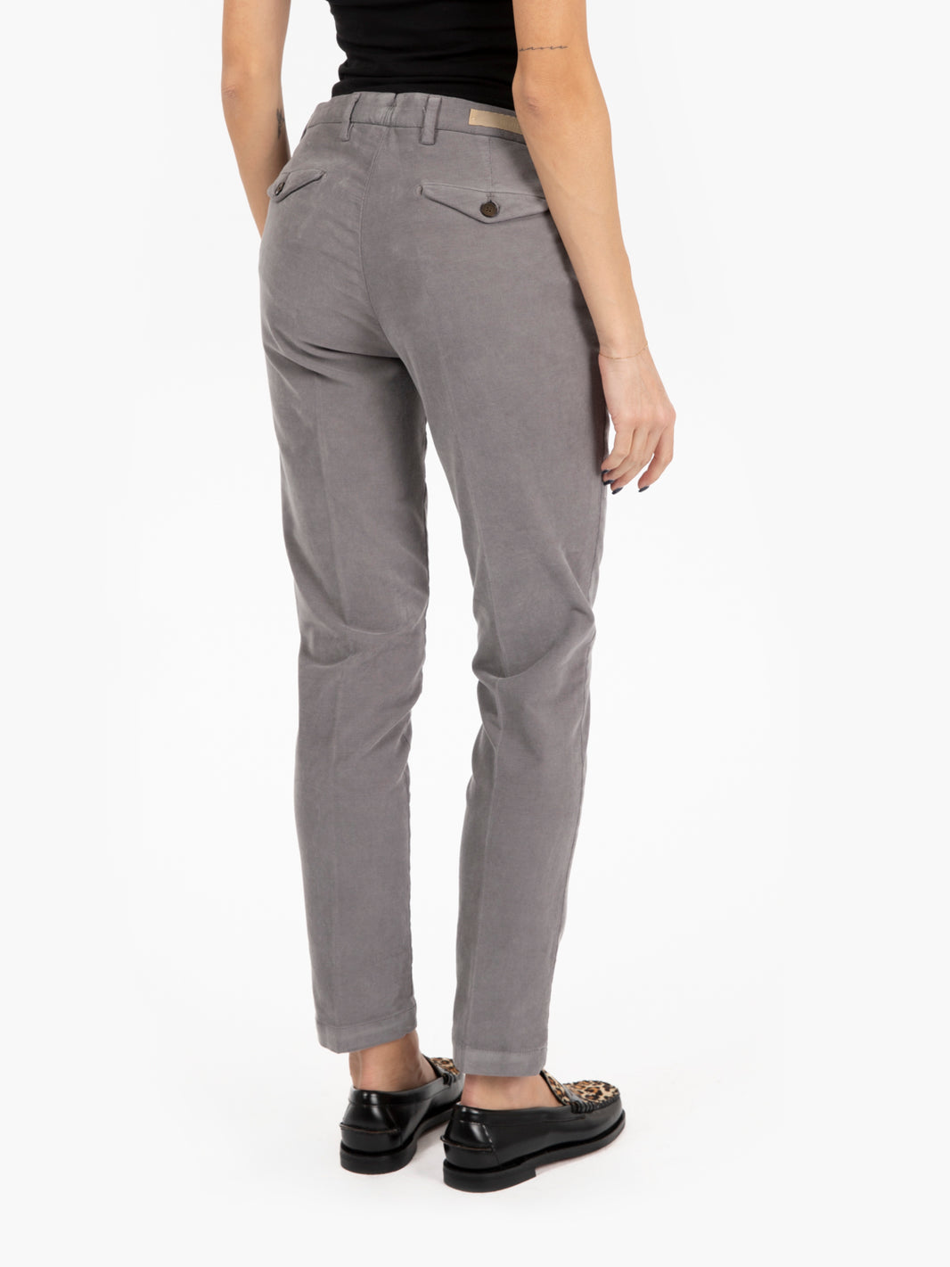 Pantaloni chino Nicole grigio