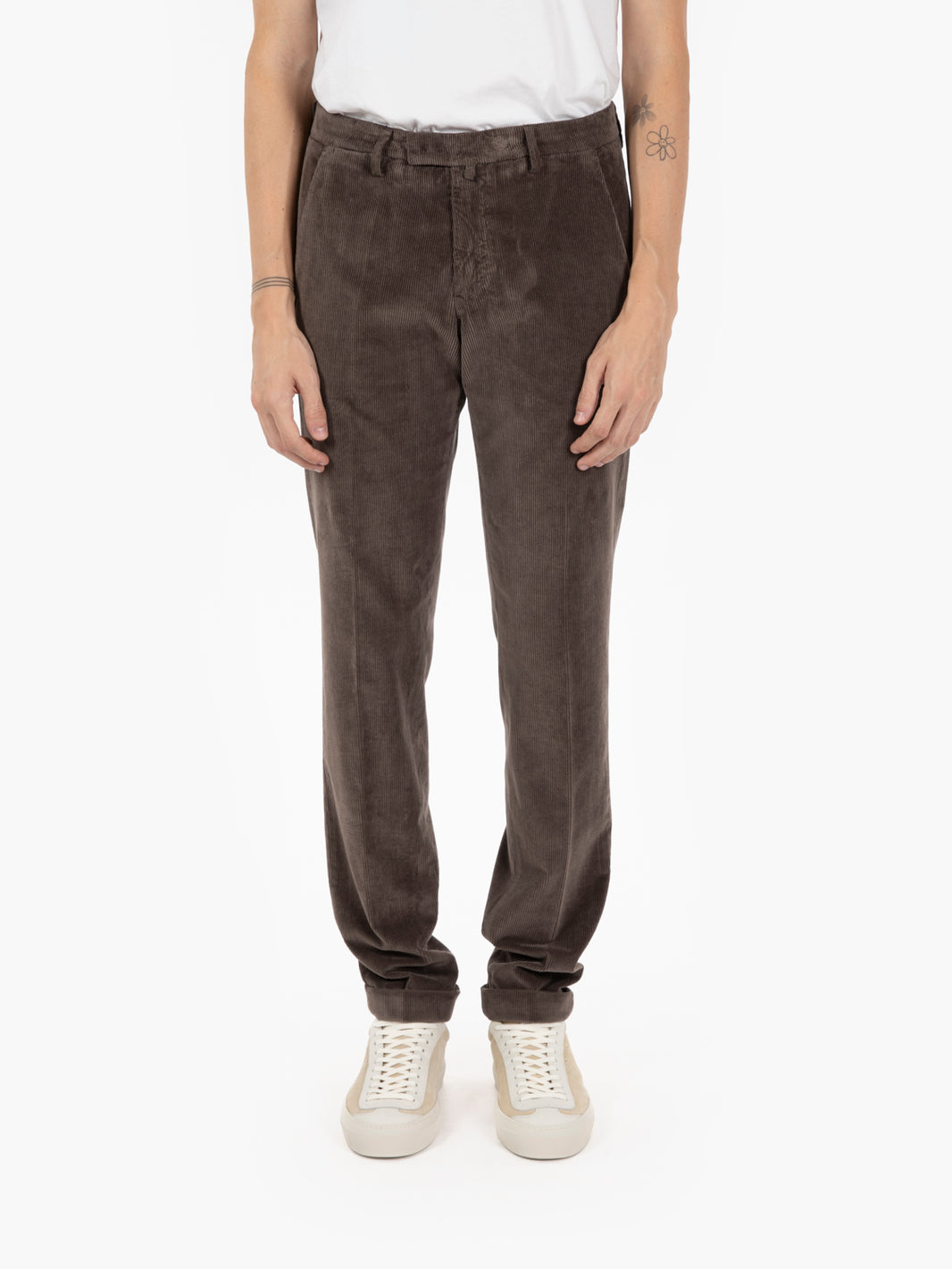 Pantaloni con balza in velluto camoscio