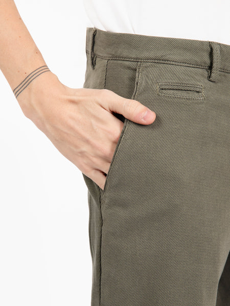 Pantaloni in tessuto operato di cotone verde