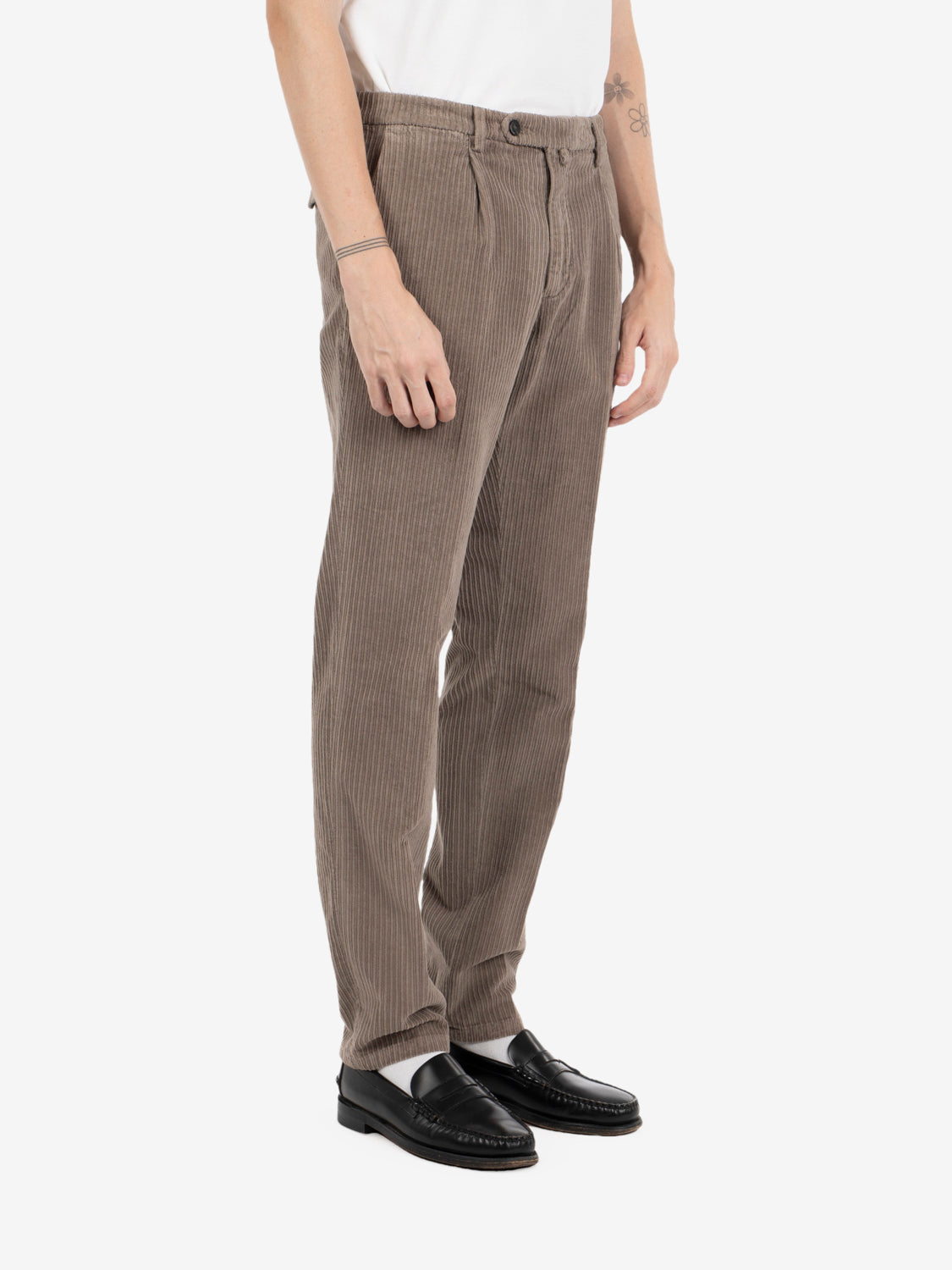 Pantaloni in velluto a coste bisquit