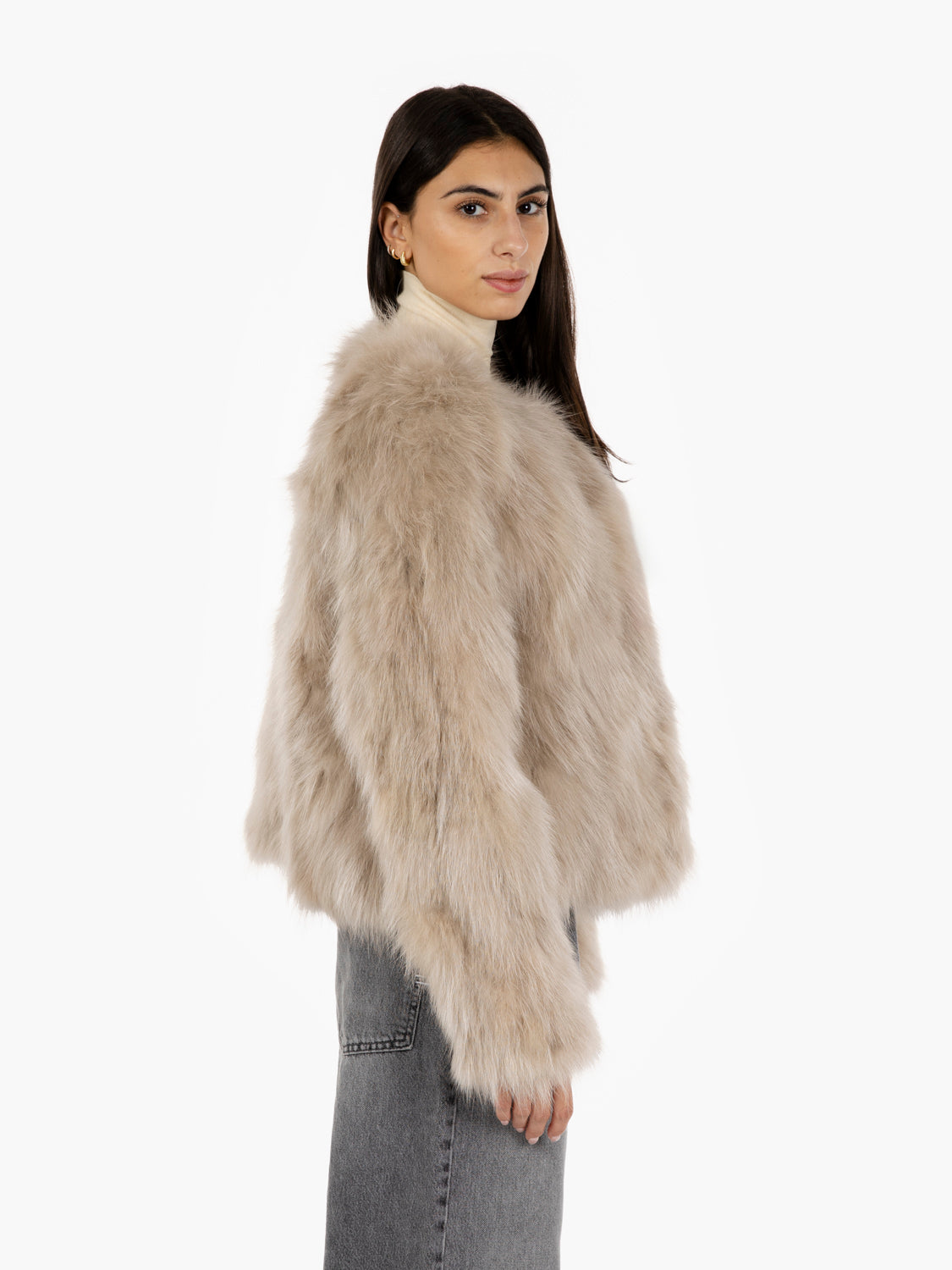 Chanel in racoon cenere