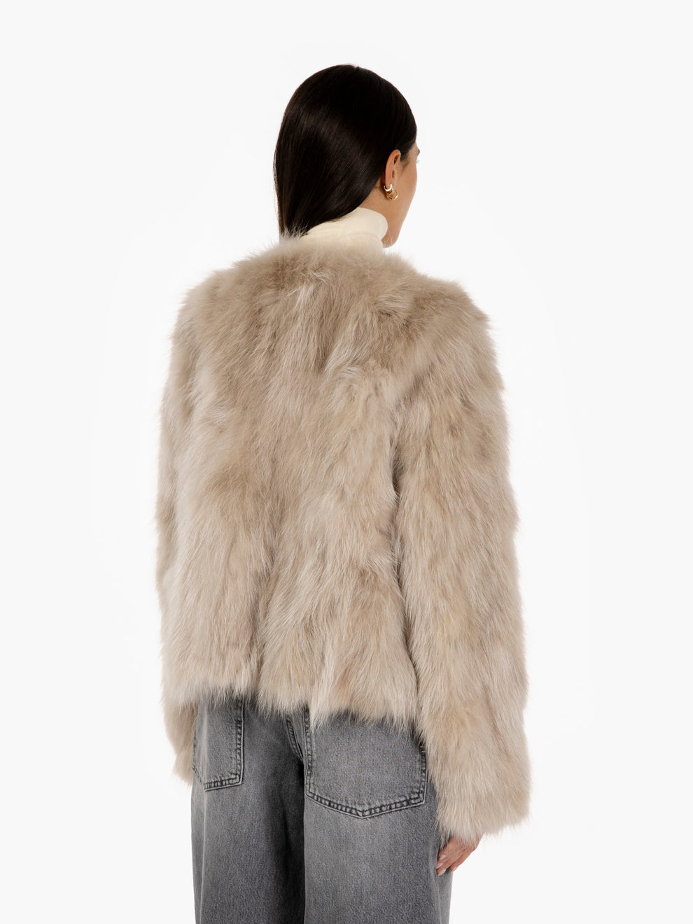 Chanel in racoon cenere