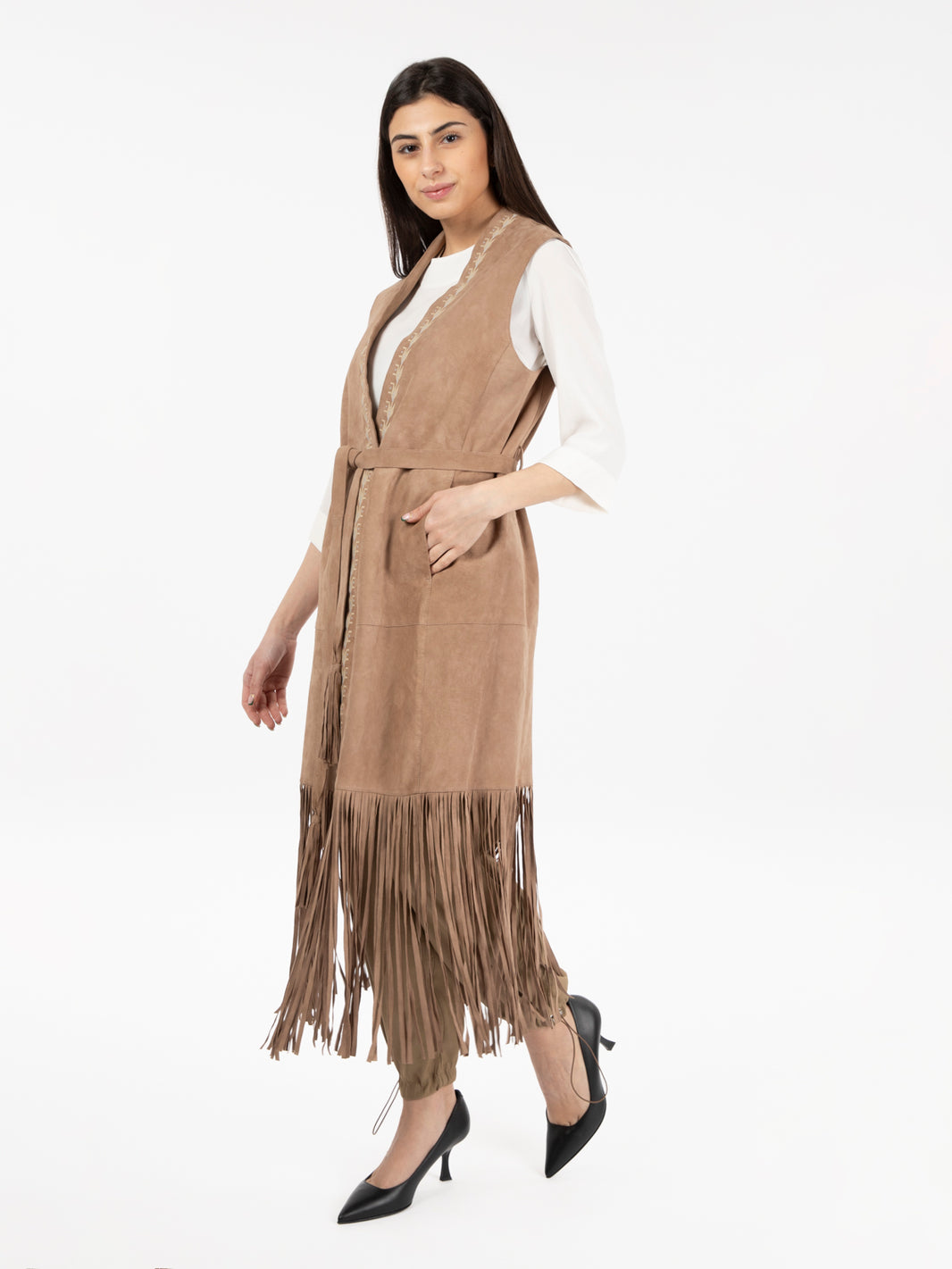 Gilet scamosciato con frange taupe