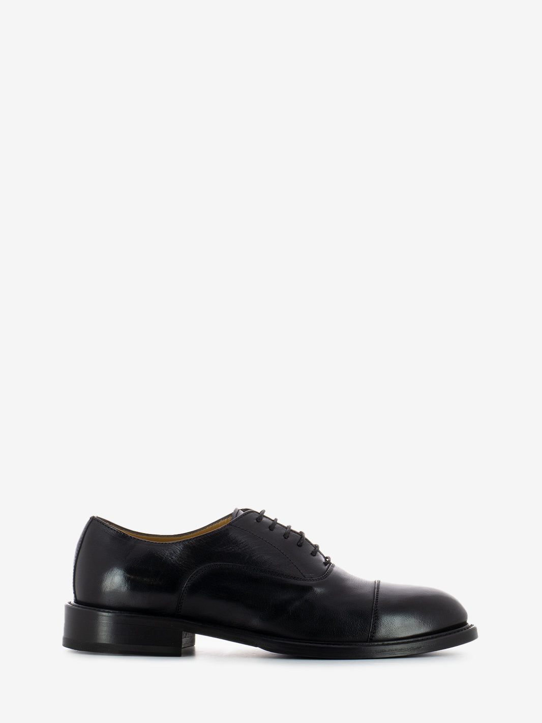 Derby in pelle bufalis nero