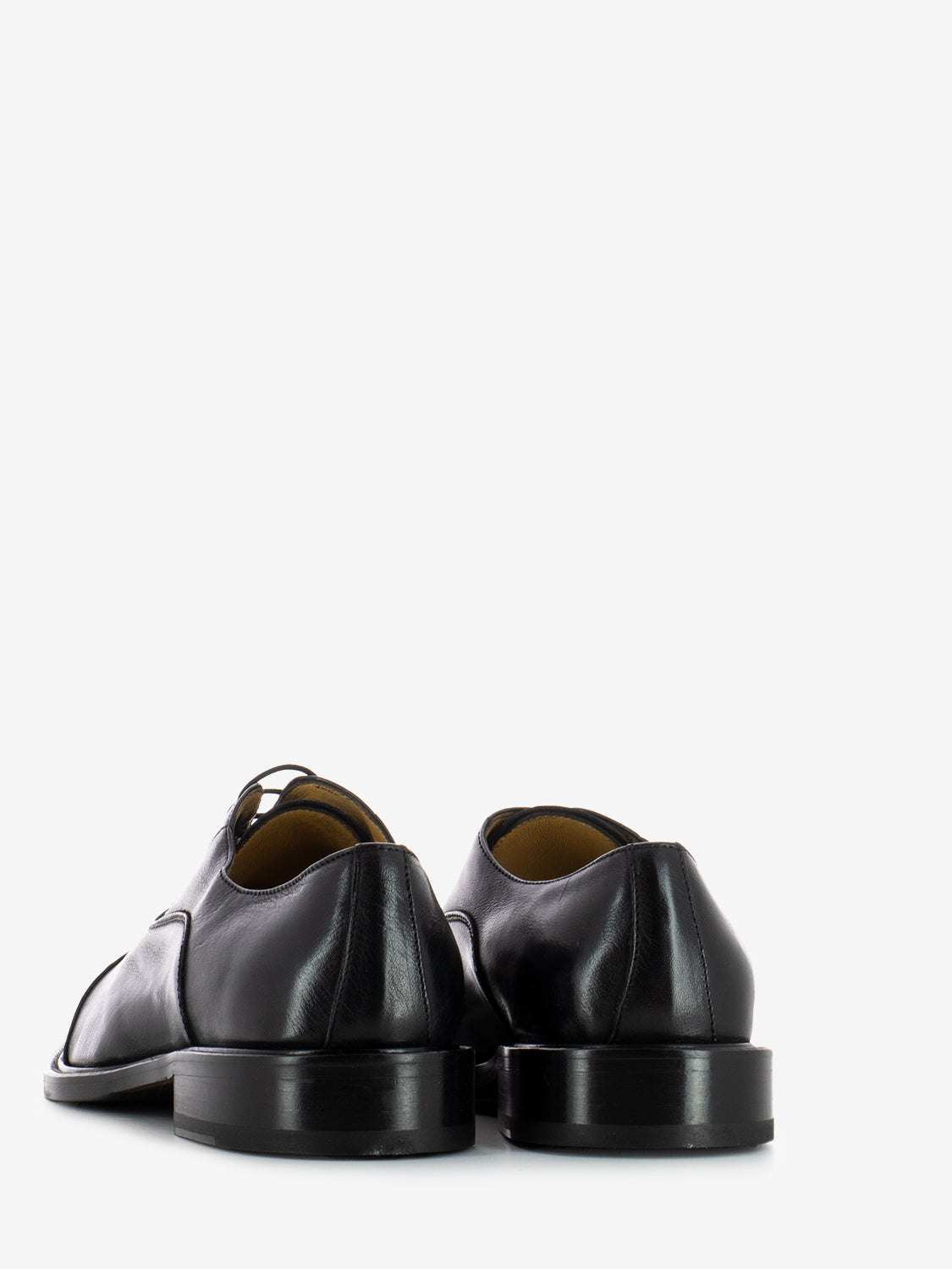 Derby in pelle bufalis nero