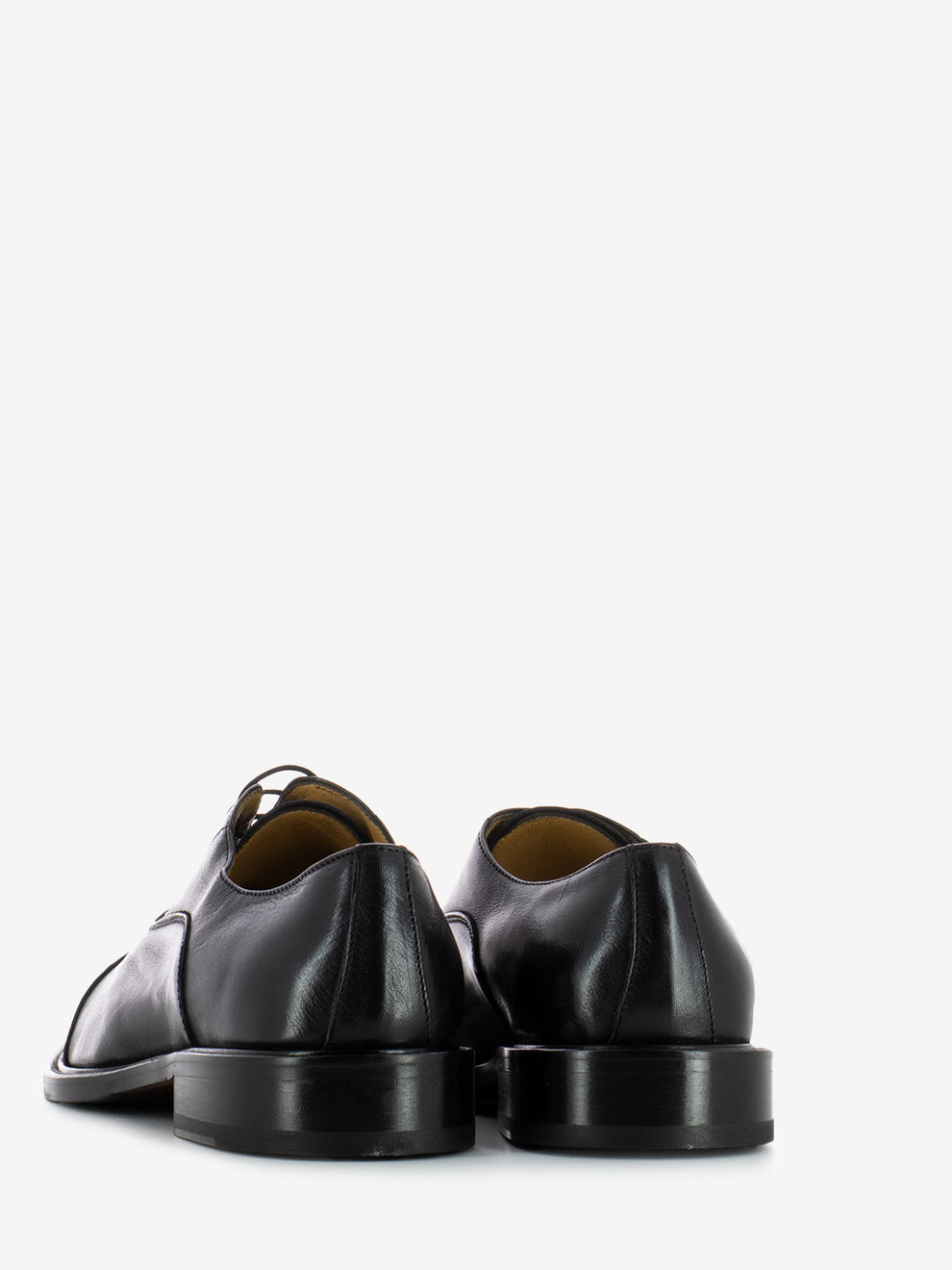 Derby in pelle bufalis nero