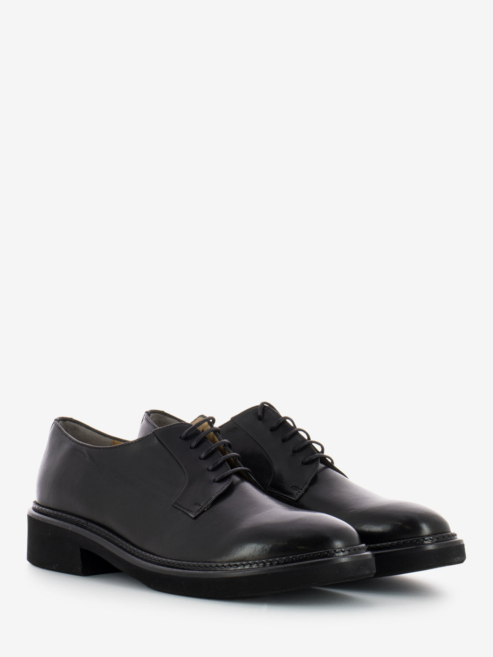 Extralight black derby