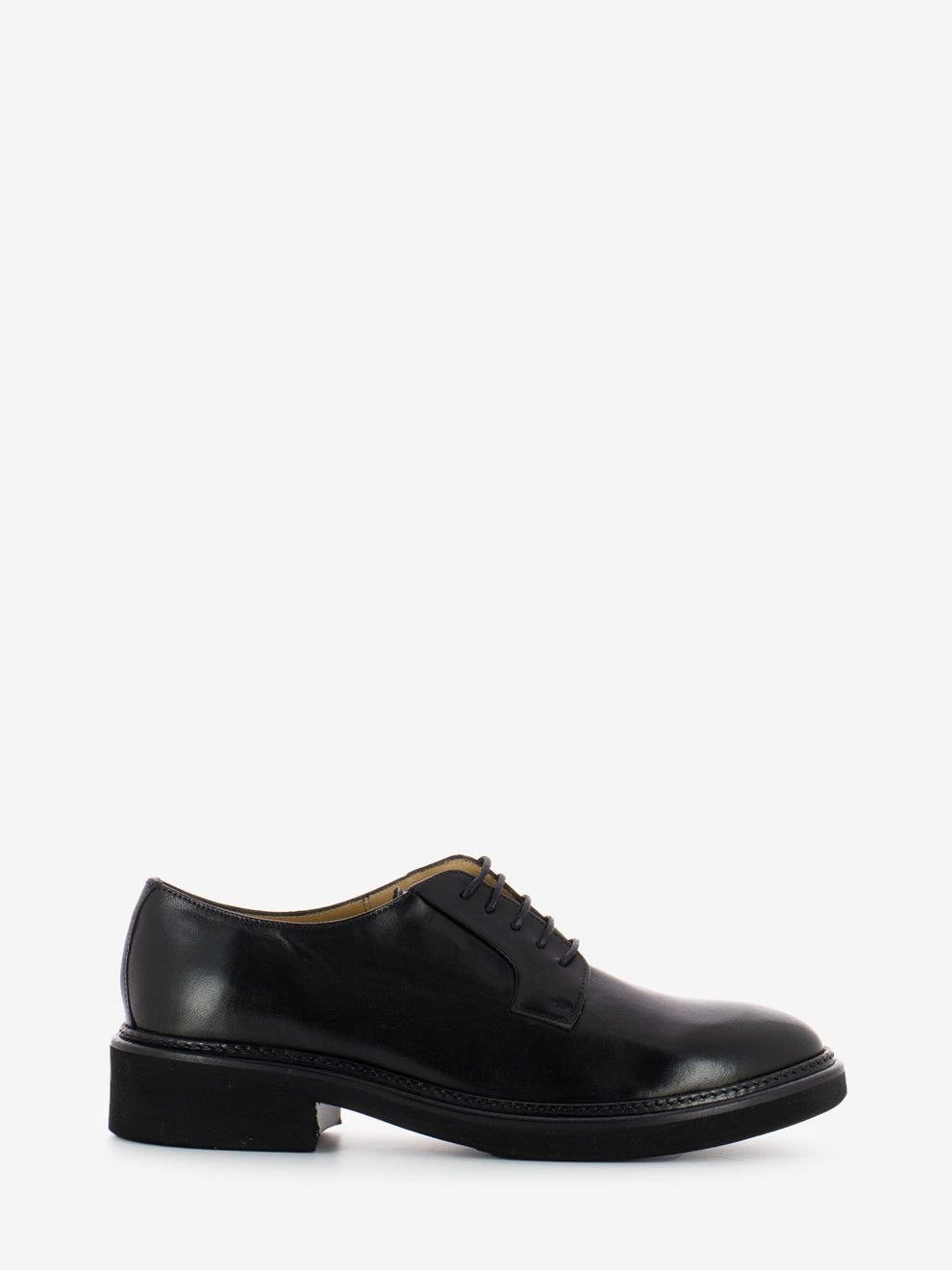 Extralight black derby