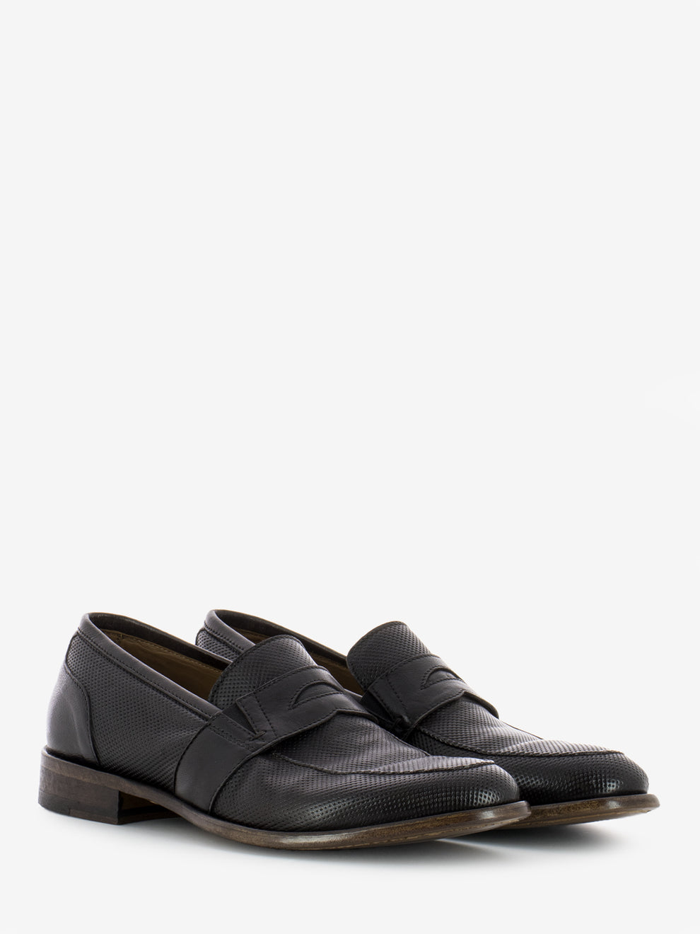 Anilcol chocolate punched moccasins