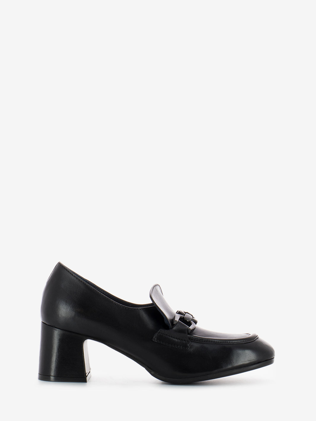 Black Chain Leather Moccasin