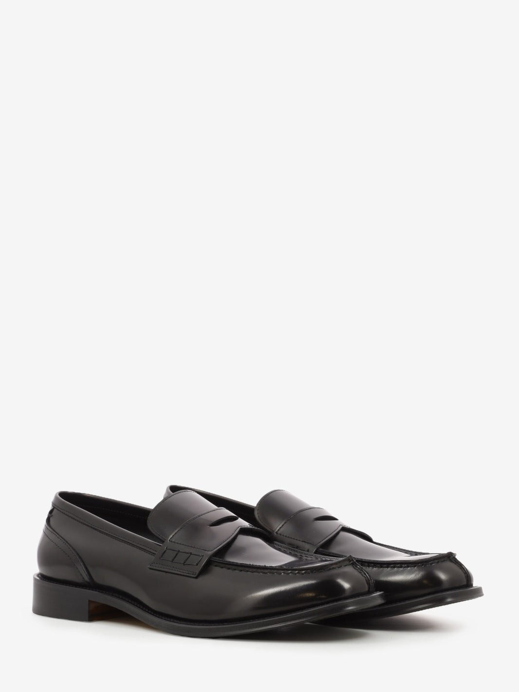 Black brushed moccasin