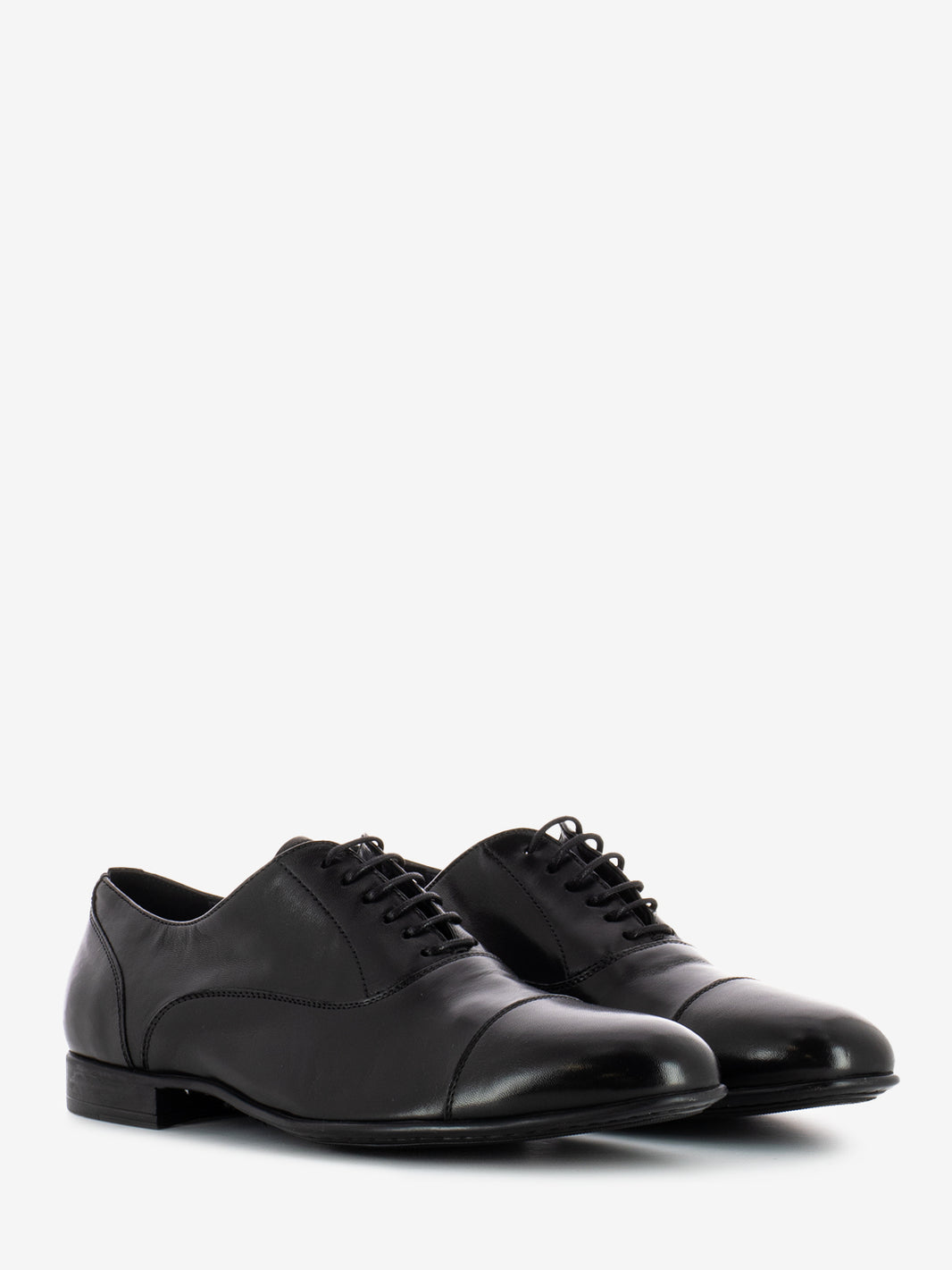 Oxford Anilux black in soft black leather