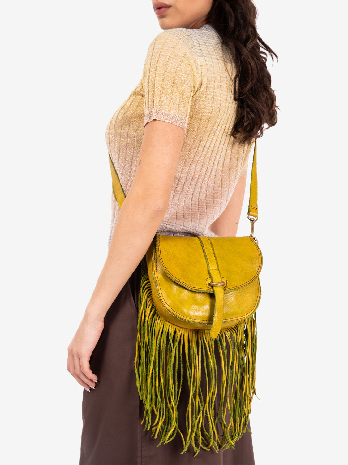 Leather shoulder strap with cedar fringes