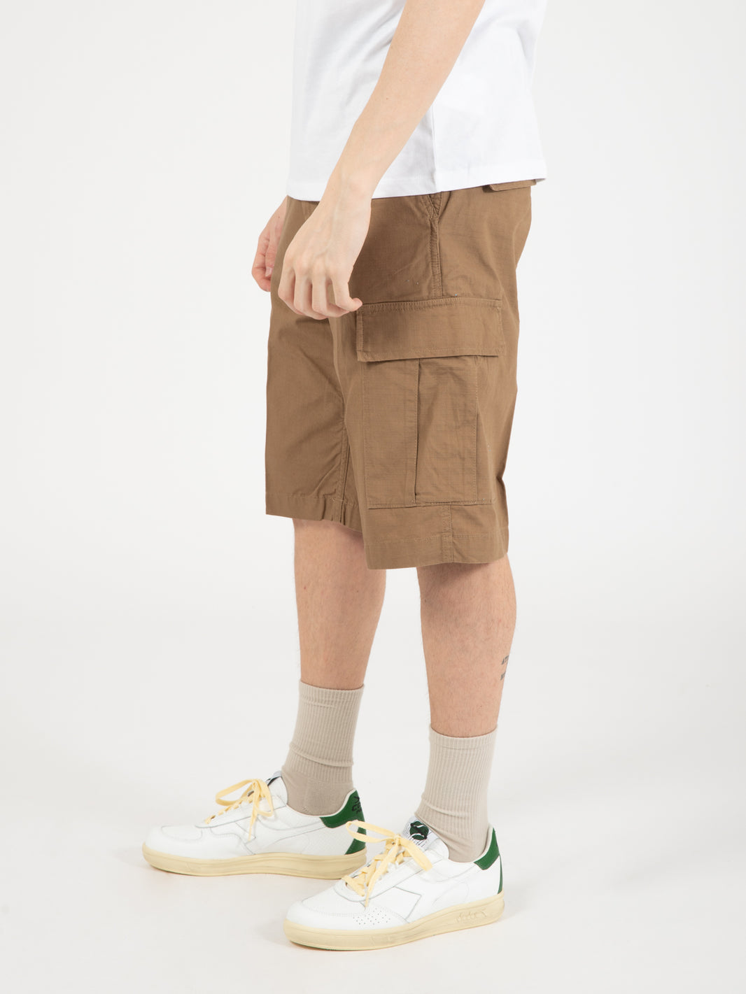 Regular cargo short buffalo rinsed 