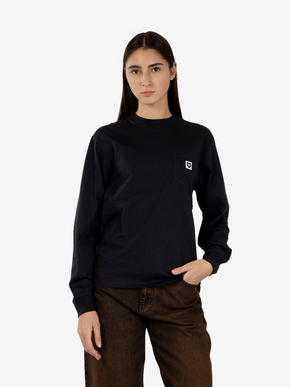 W' l/s t-shirt pocket small heart black