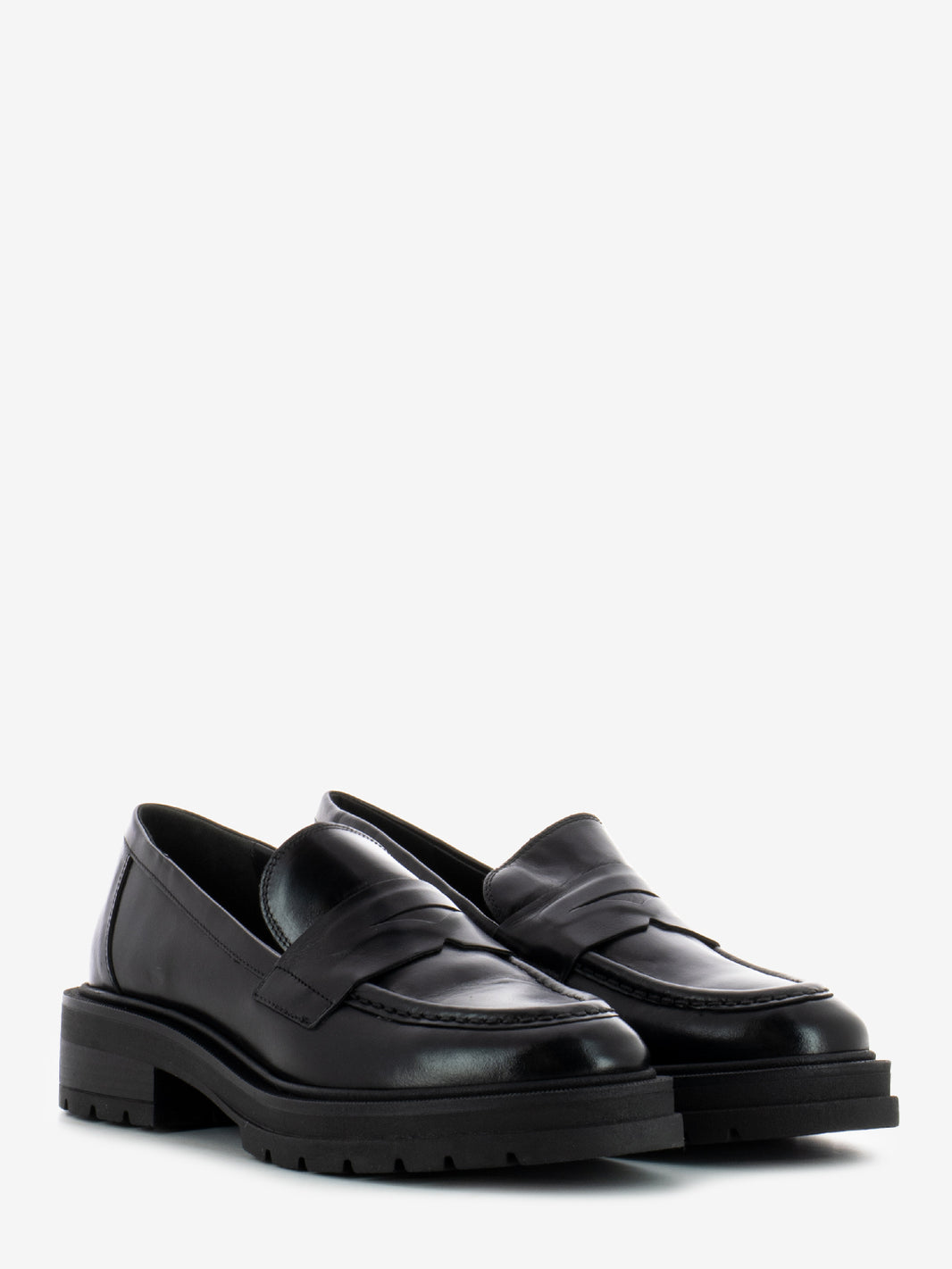 Patty clam Maya black moccasins