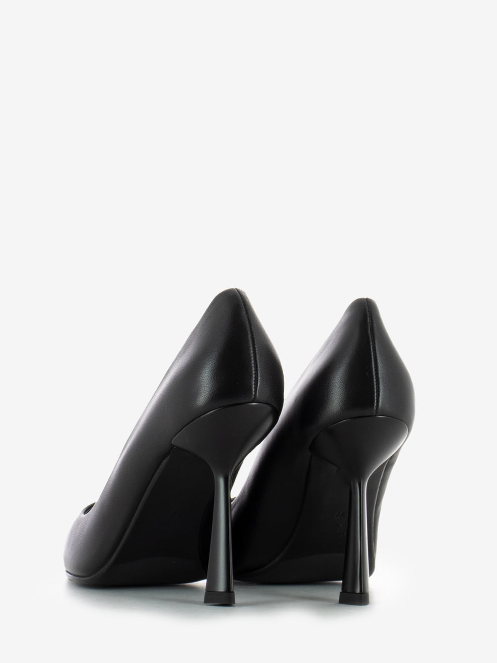 Décolleté in camoscio nero
