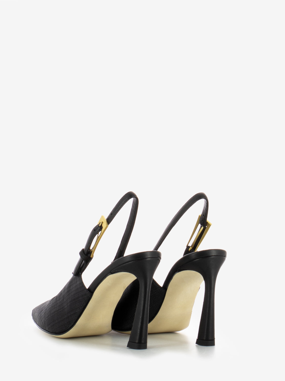 Raffia slingback with black heel