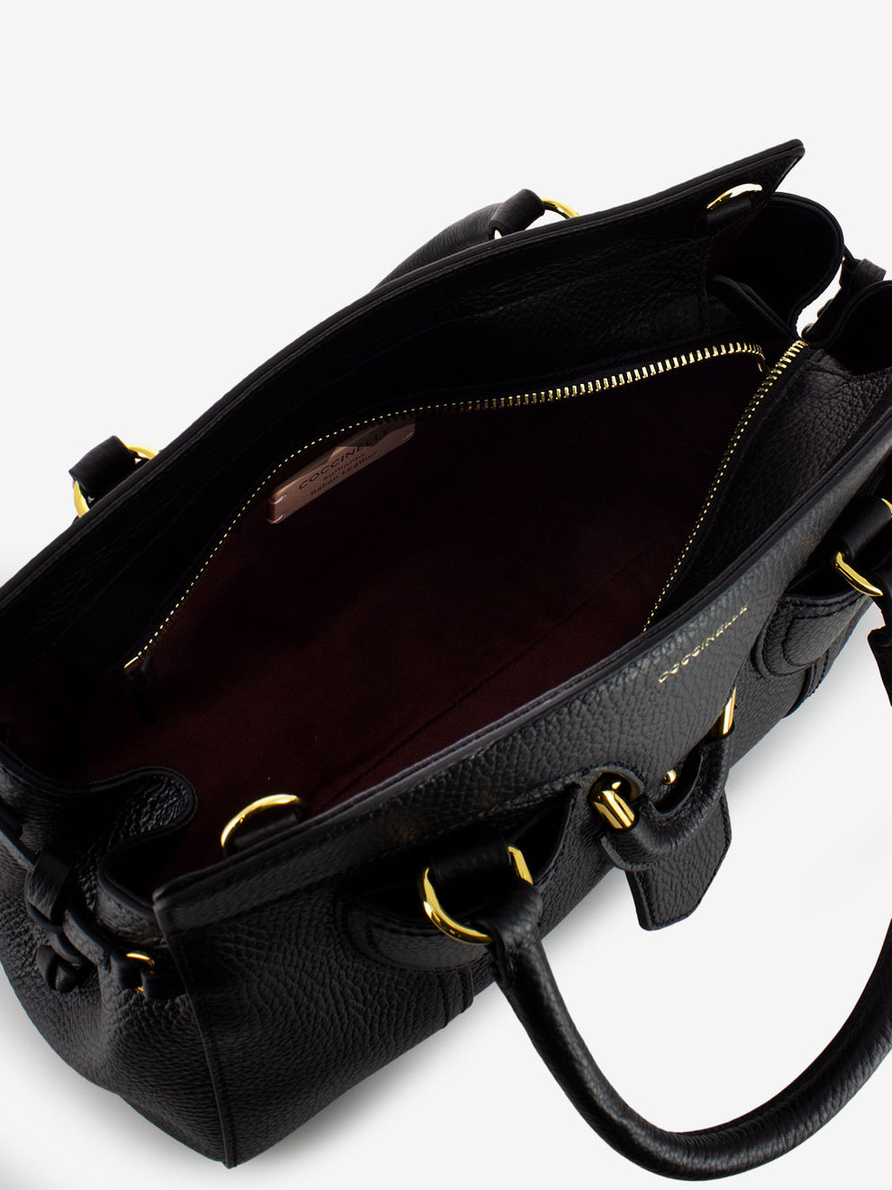 Borsa a mano in pelle martellata nera