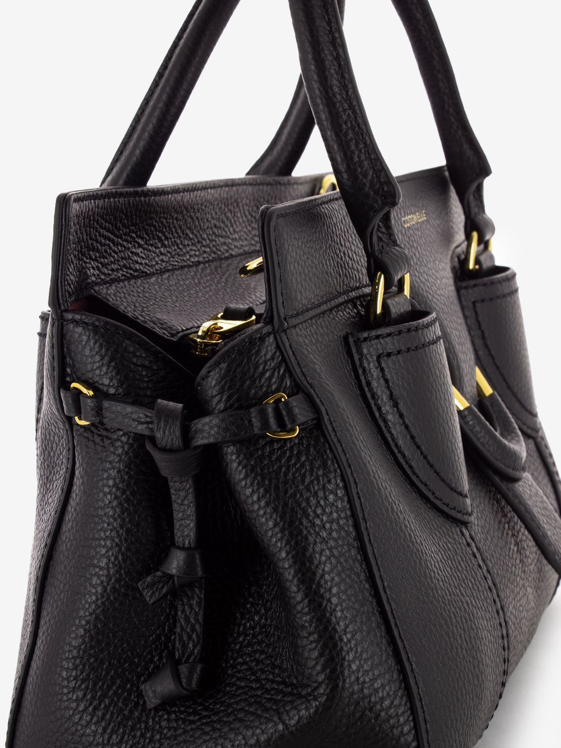 Borsa a mano in pelle martellata nera