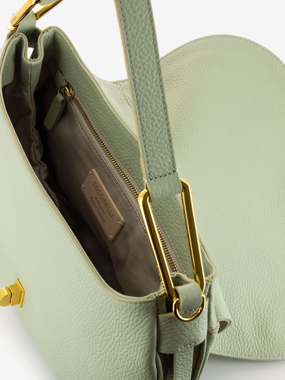 Borsa a spalla grained leather celadon green
