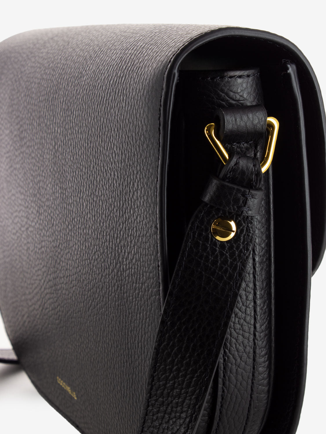 Borsa a tracolla con clip in pelle martellata nera