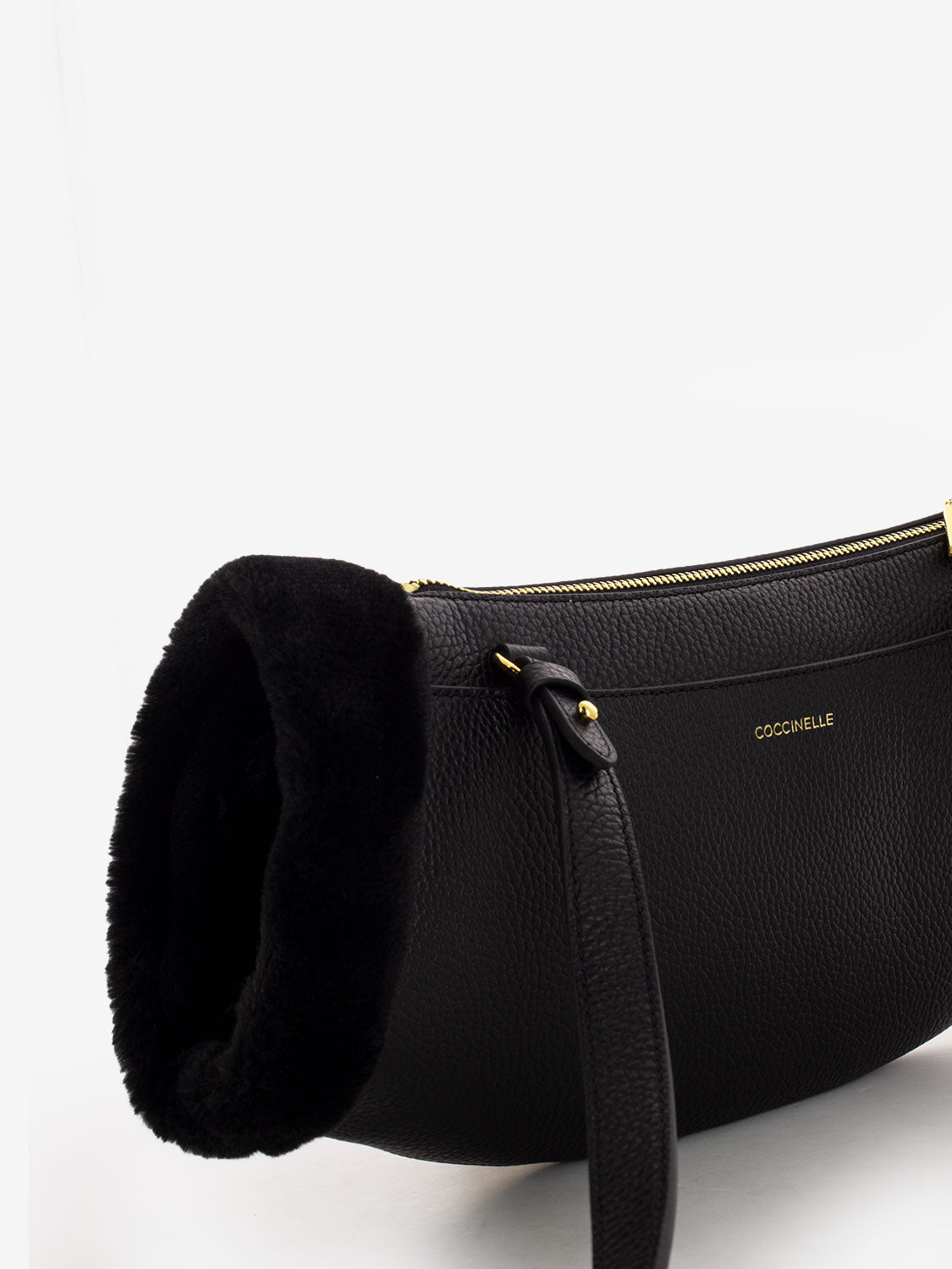 Handbag Beat Arctic noir