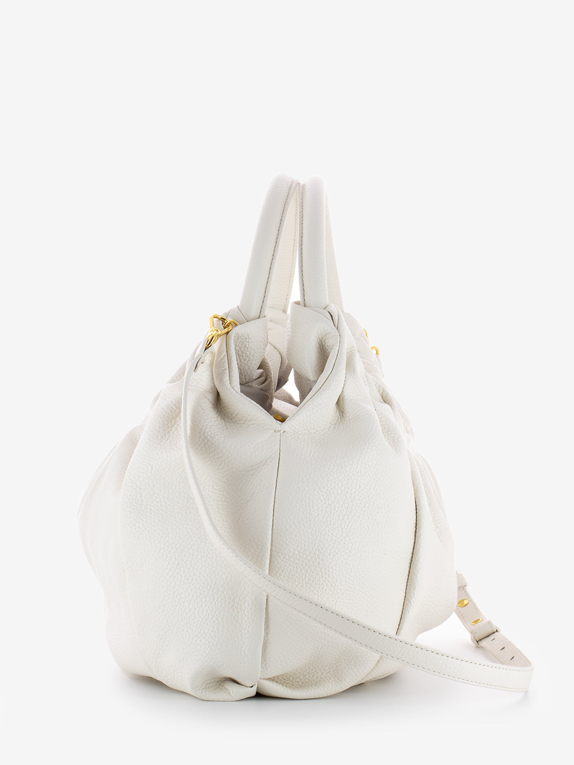 Handbag grained leather coconut milk