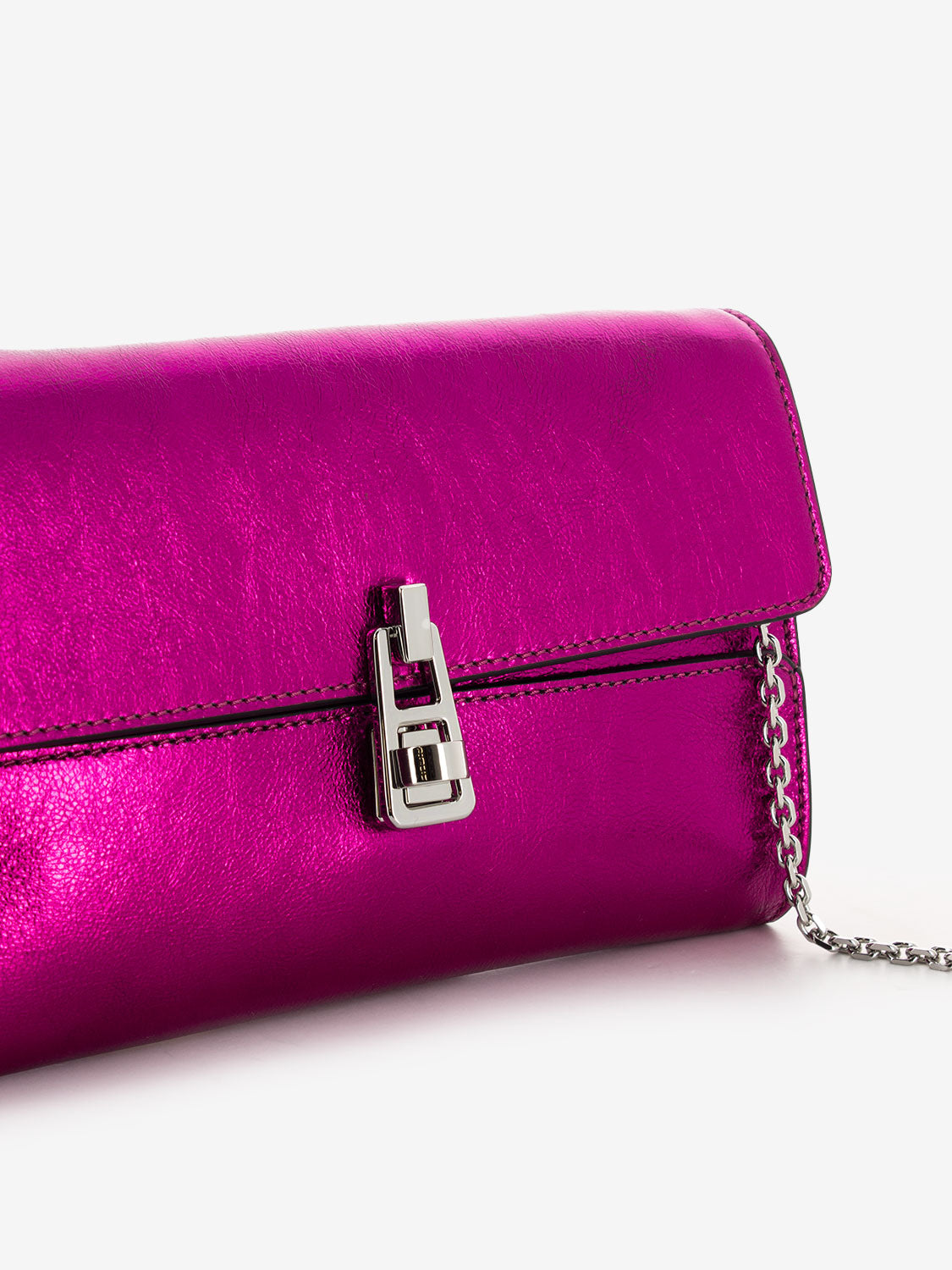 Pochette in pelle laminata sangria