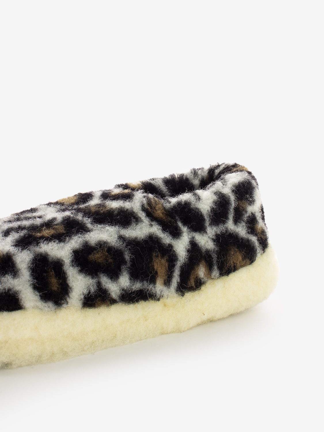 SIBERIAN LEOPARD SLIPPERS 2150_167
