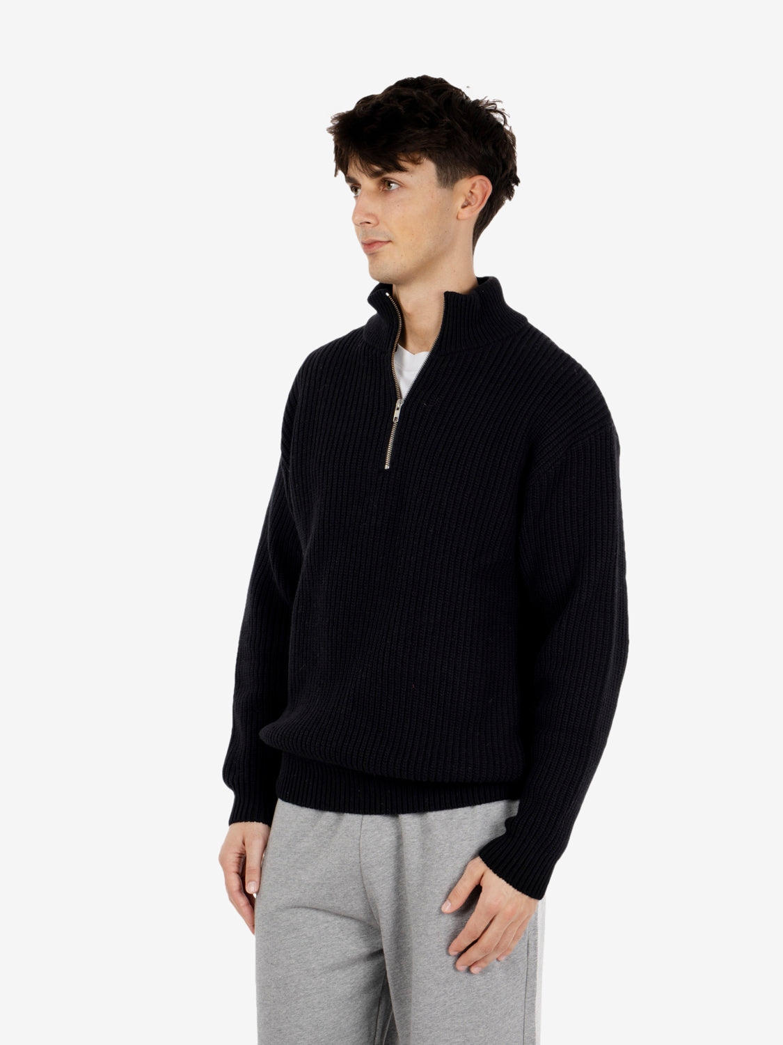 Merino quarter zip deep black