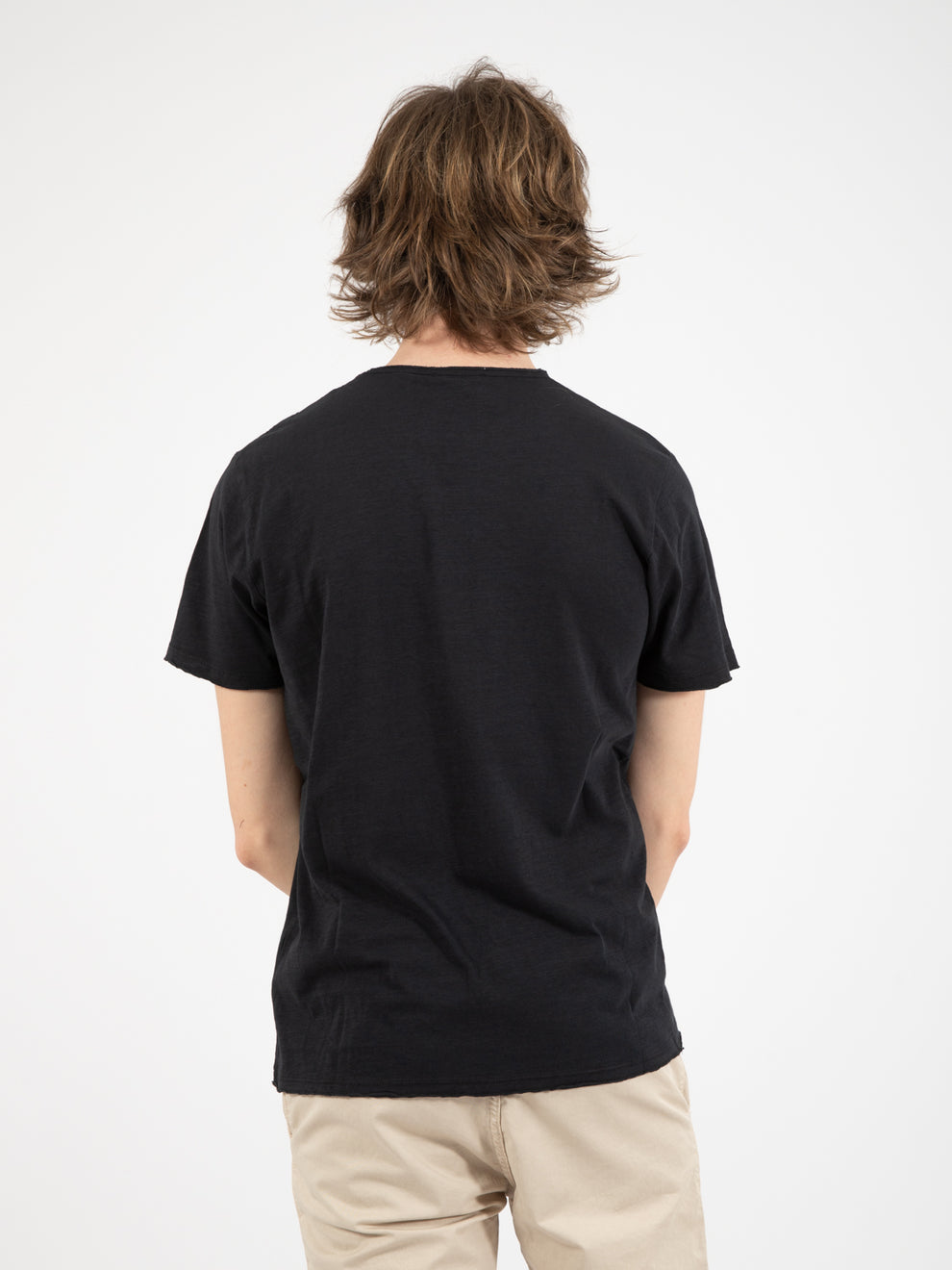 T-shirt fiammata taglio vivo nero