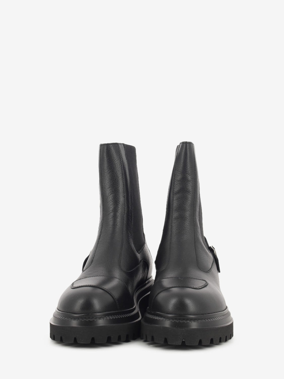 Black leather Chelsea boot