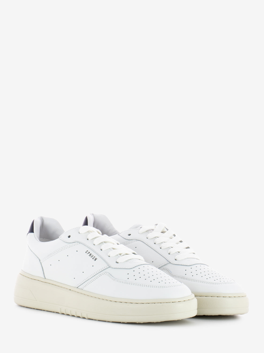 1M Calf White / Navy Sneaker