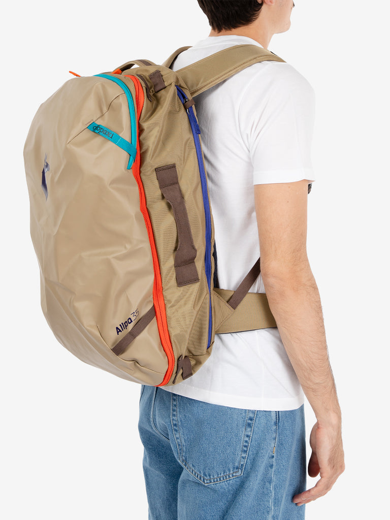 COTOPAXI - Allpa 35 L travel pack desert