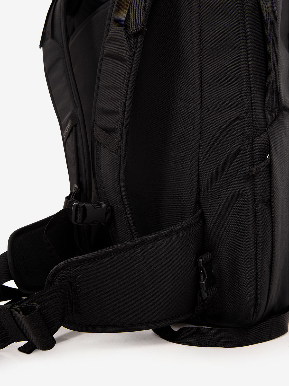 Allpa 50L Adventure travel pack black