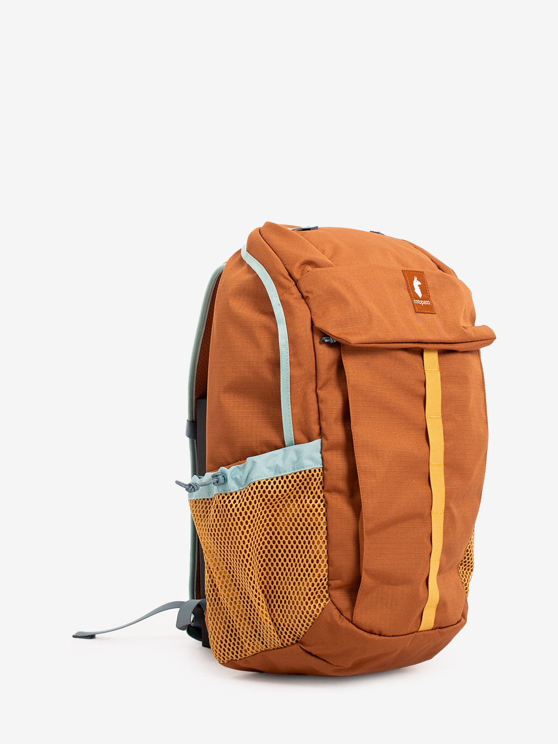 Clase 28L daypack whiskey