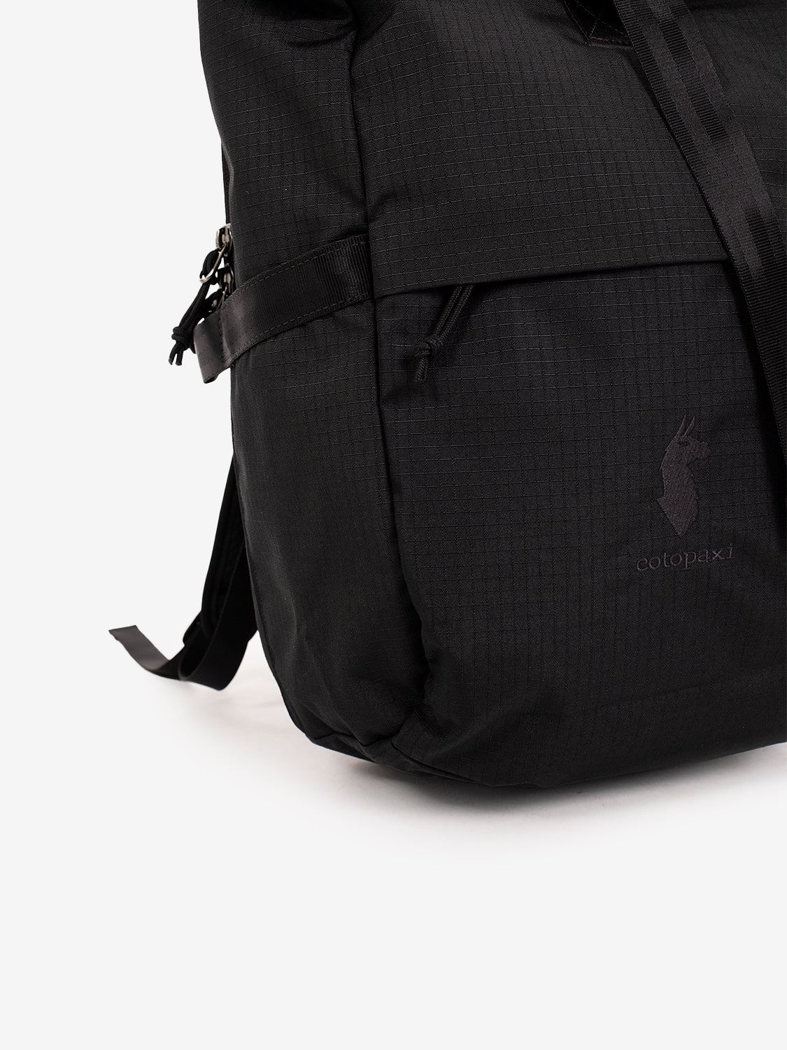 Consuelo 22L daypack black