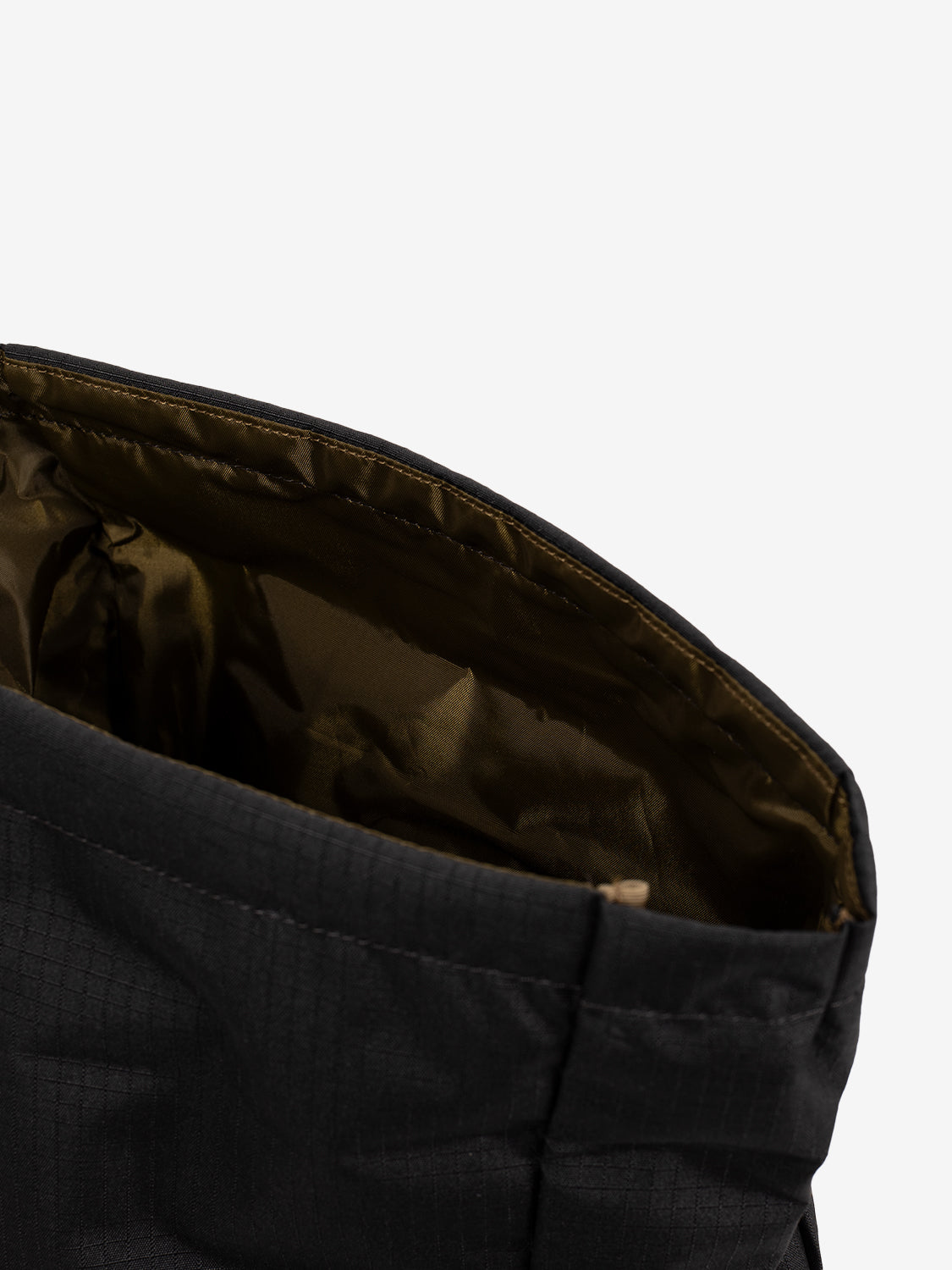 Consuelo 22L daypack black