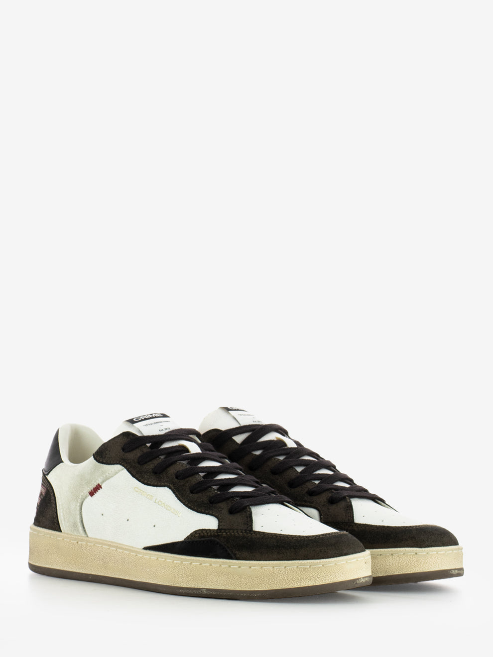 Chelsea white sneakers