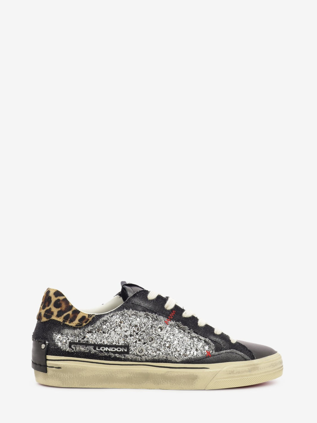 Sneakers Deconstructed night roar