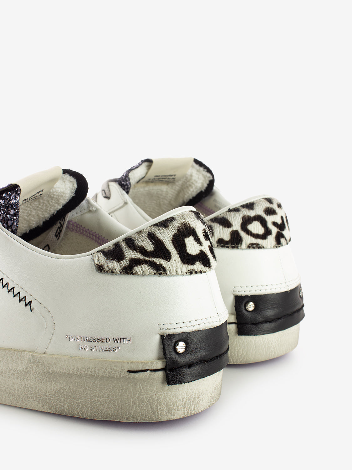 Sneakers distressed white