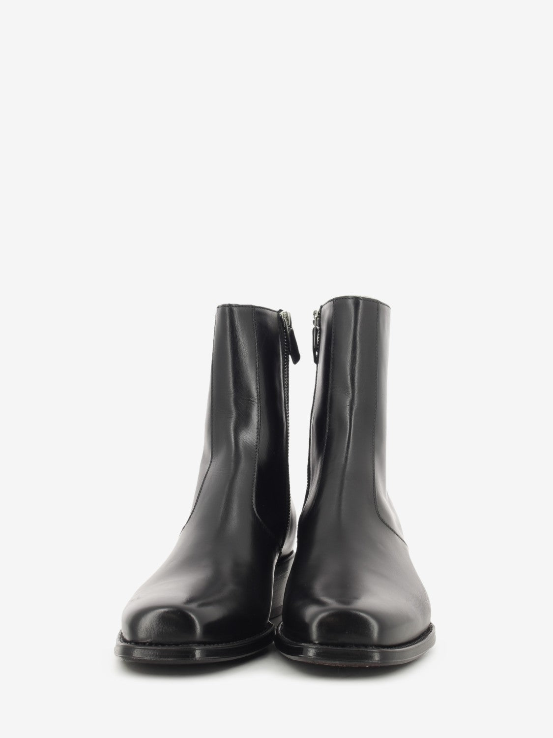 Tronchetto con zip in pelle nero